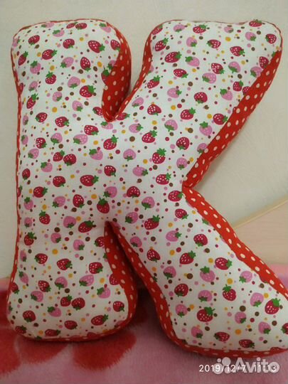 Буквы-думки,имя Вика