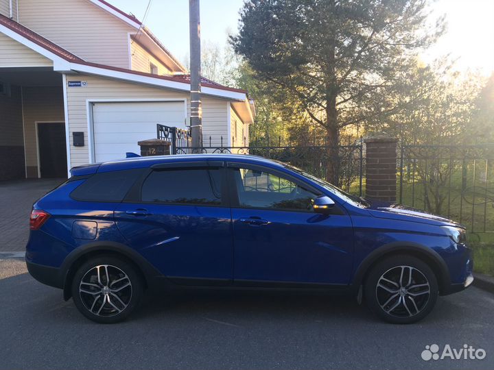 LADA Vesta Cross 1.8 МТ, 2021, 25 900 км