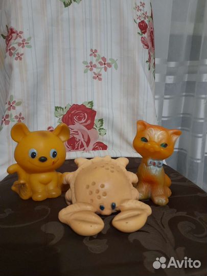 Мягкие и резиновые игрушки