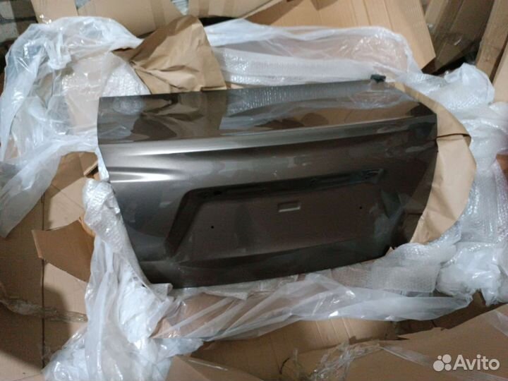 Крышка багажника гранта фл золотисто коричневый