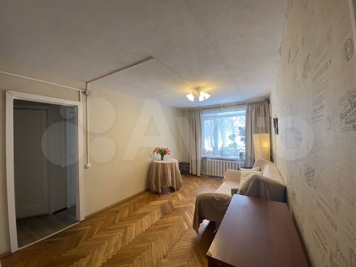 3-к. квартира, 56 м², 1/5 эт.