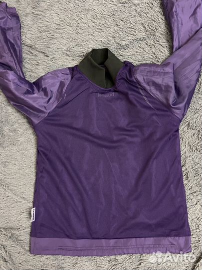 Ветровка Hummel