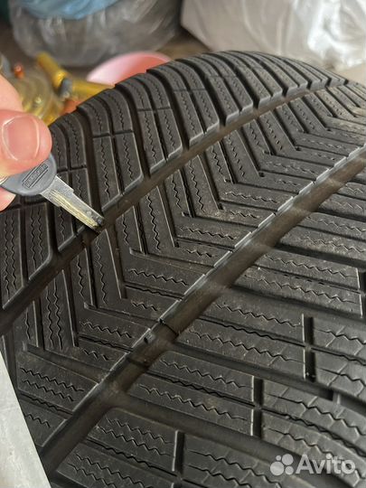 Michelin Pilot Sport 285/35 R20 и 255/40 R20