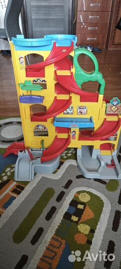 Парковка для машинок большая