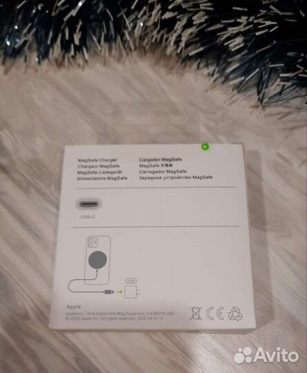 Беспроводная зарядка для iPhone