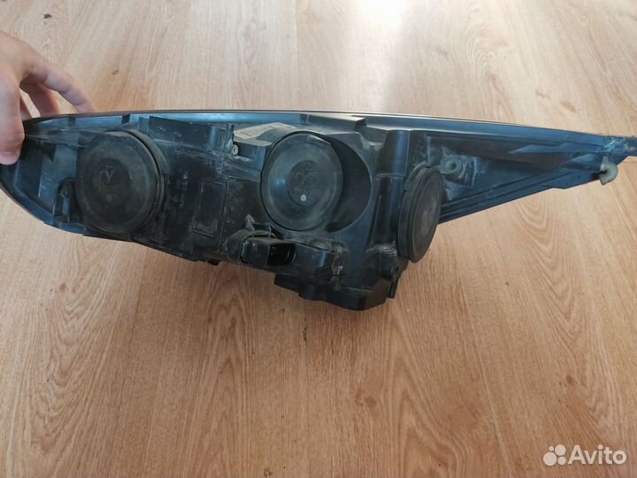 Фара правая оригинал