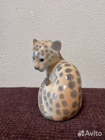 Фарфоровая статуэтка «Леопардик», лфз, СССР
