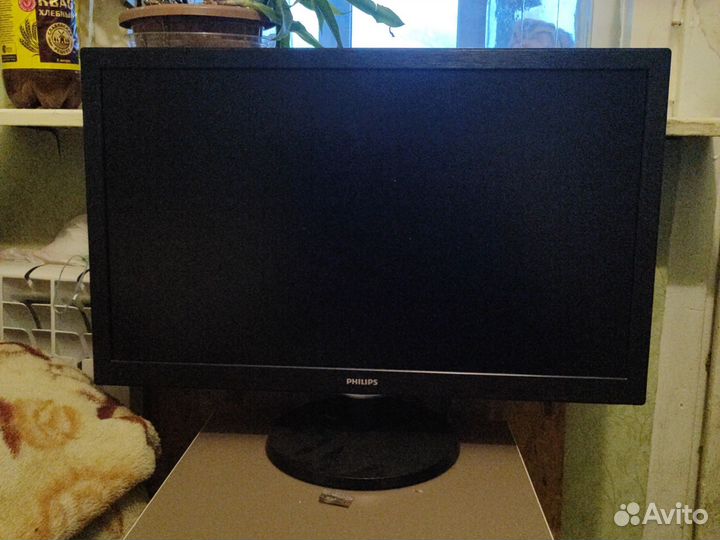 Монитор Philips 27