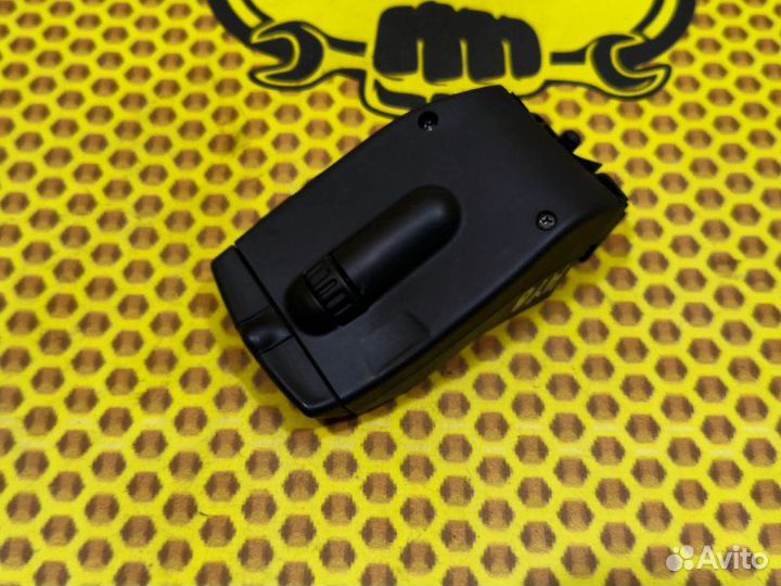 Переключатель подрулевой Renault Koleos HY0 2TR