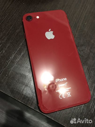 iPhone 8, 64 ГБ