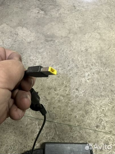 Блок питани для ноутбука lenovo 20v 4,5А