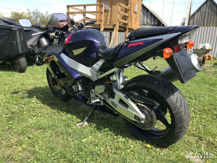 Honda CBR 900 RR