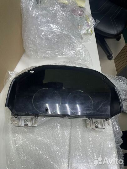 Продам щит прибор на Ленд Крузер 100