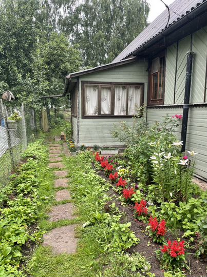 Дом 54 м² на участке 9 сот.