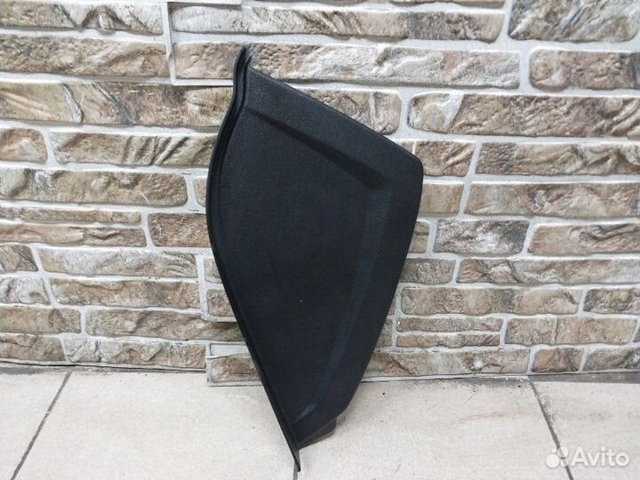 Накладка на торпедо передняя левая Land Rover