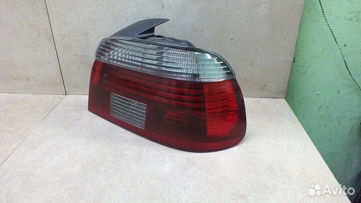 Фонарь задний правый BMW e39