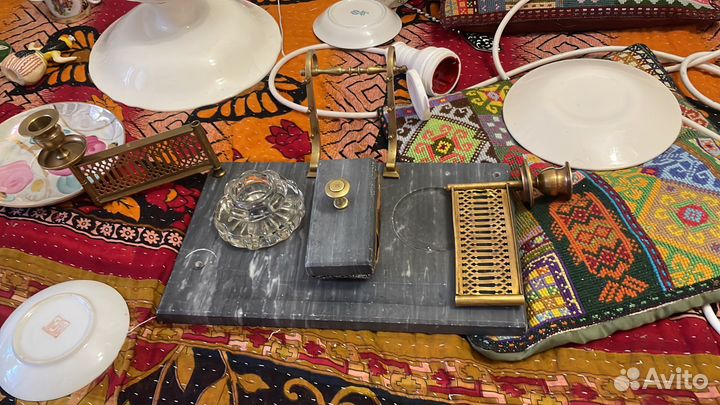 Старинный письменеый набор с Подсвечниками