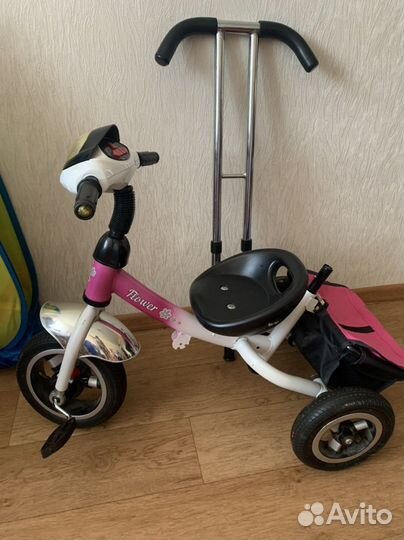 Трехколесный велосипед