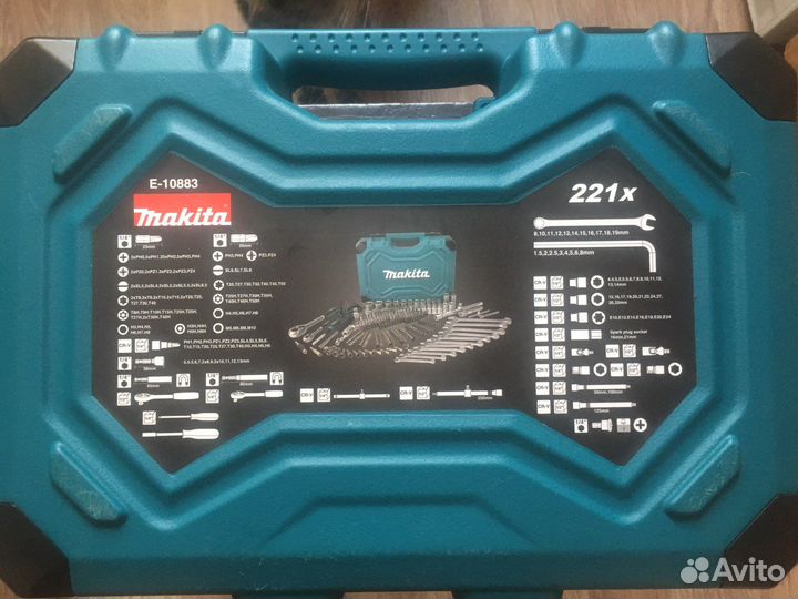 Набор ключей и головок makita