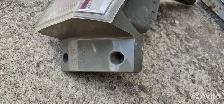 Фонарь задний Mitsubishi Outlander 3