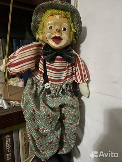 Клоун фарфоровый