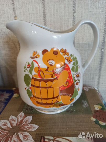 Фарфоровый кувшин СССР. Тернопольский завод