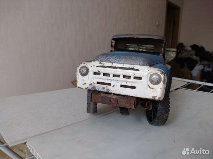 Игрушки СССР ЗИЛ 130