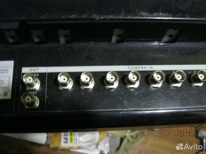 Видео регистратор - монитор для видео наблюдения