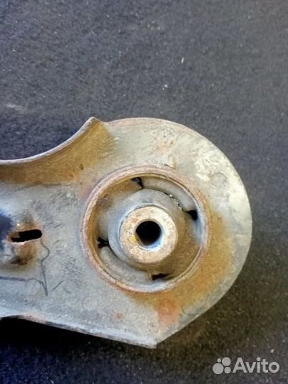 Рычаг подвески передний левый Chevrolet Lacetti