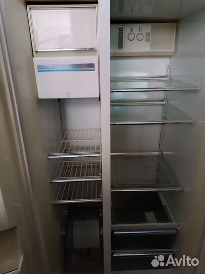 Холодильник и морозильник