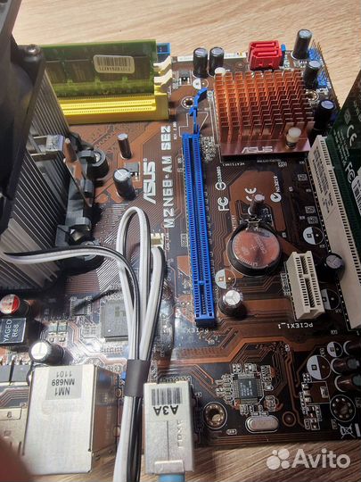 Материнская плата Asus M2N68-AM SE2