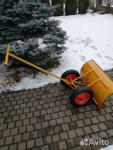 Снегоуборочная машина ручная