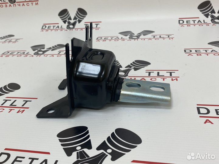 Опора двигателя Левая веста 8450006299