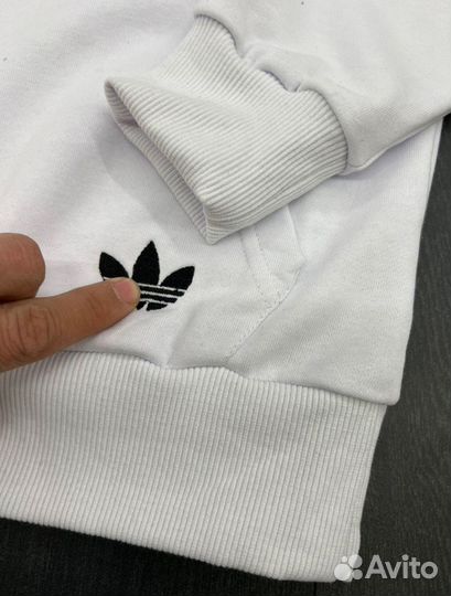 Спортивный костюм весенний Adidas