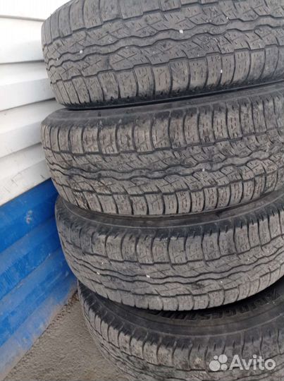 Bridgestone Dueler H/T 470 225/65 R17