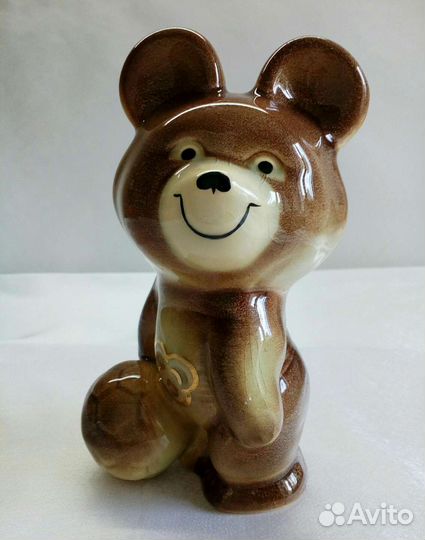 Фарфоровая статуэтка Олимпийский мишка Буди.Редкий