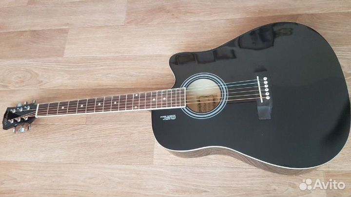 Акустическая Гитара