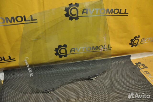 Стекло двери заднее правое toyota Corolla Spacio