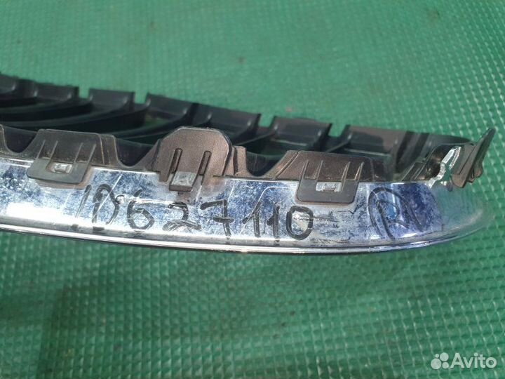 Решетка радиатора прав. BMW Z4