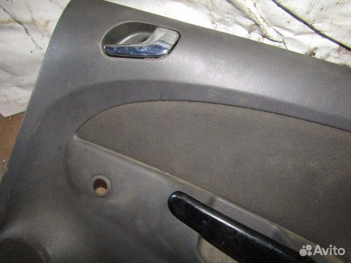 Обшивка двери задней правой Corsa D 2006-2015