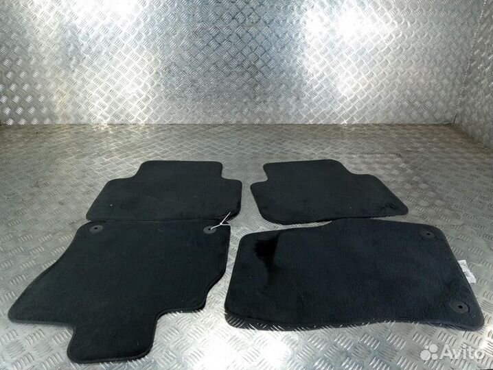 Б/У Б/У Коврики в салон Комплект. Из Европы. A0