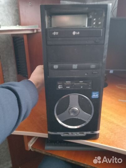 Компьютер с принтером