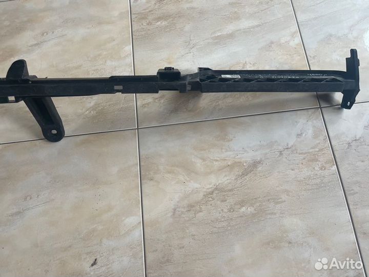 Надставка пола запасного колеса правая Volvo Xc 40