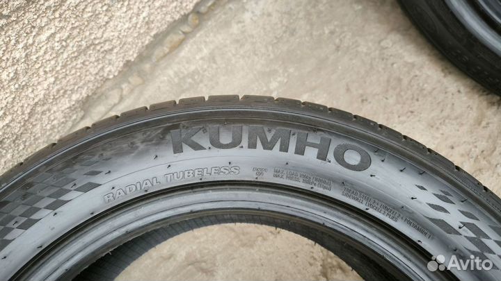 Kumho Ecsta PS71 225/55 R17