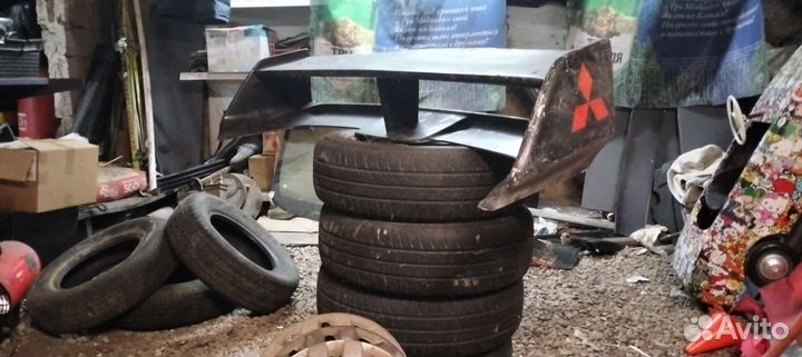 Спойлер lancer Evo 5или6