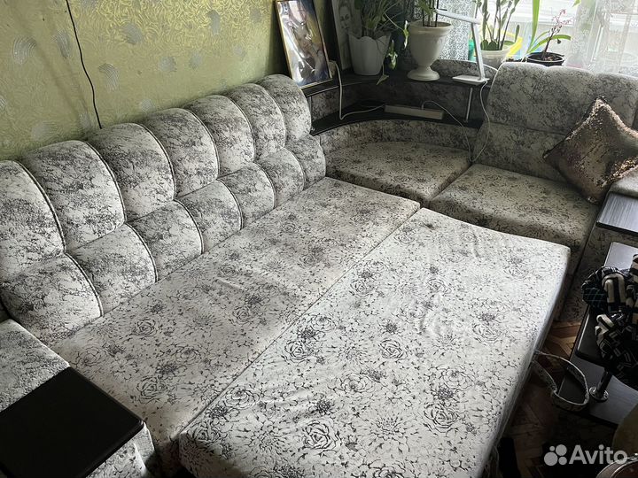 Угловой диван