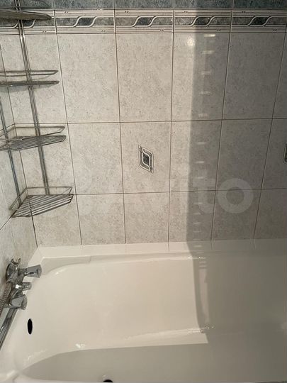 3-к. квартира, 60,7 м², 1/9 эт.