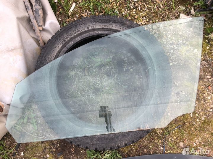 Стекло двери опускное Volvo S40 2004-2012 2007