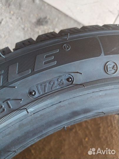 Triangle IcelynX TI501 215/50 R17