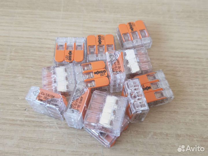 Реле finder CCT15284 Acti 9 Выкл.сумереч. Wago кл